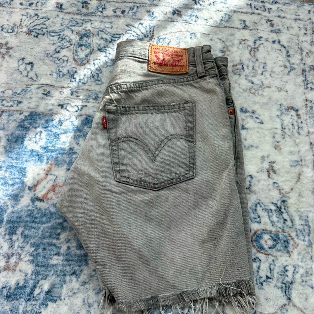 Levi’s 501 grey shorts